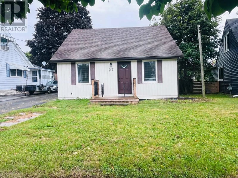 27 Normandy Boulevard, Halton Hills (Georgetown), Ontario, L7G1V9, Halton Hills (Georgetown), Ontario — photo 1 of 5