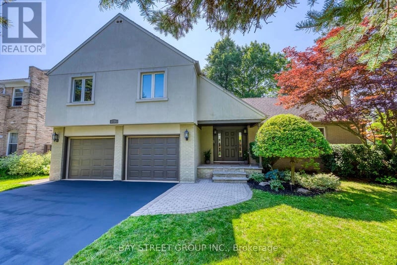 2234 Bennington Gate, Oakville (FD Ford), Ontario, L6J5Z5, Oakville (FD Ford), Ontario — photo 1 of 5