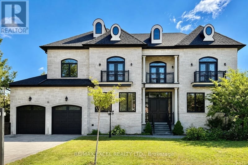 19 Blyth Street, Richmond Hill (Oak Ridges), Ontario, L4E2Y2, Richmond Hill (Oak Ridges), Ontario — photo 1 of 5