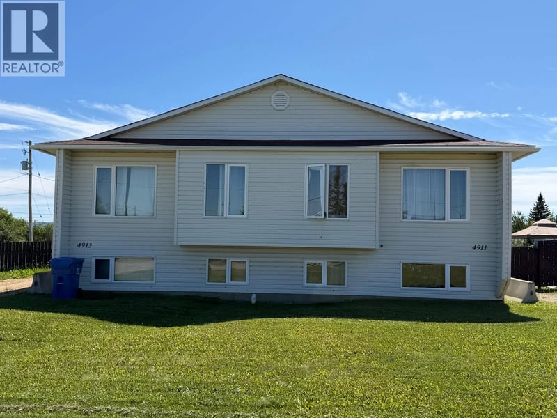 4911/4913 56 Avenue, Pouce Coupe, British Columbia, V0C2C0, Pouce Coupe, British Columbia — photo 1 of 5