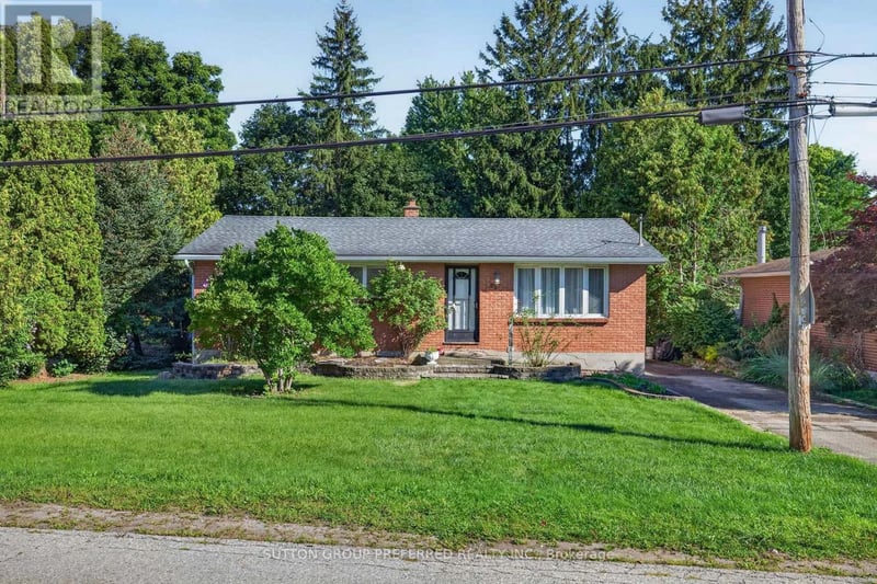 98 Queen Street, Thames Centre (Dorchester), Ontario, N0L1G2, Thames Centre (Dorchester), Ontario — photo 1 of 5