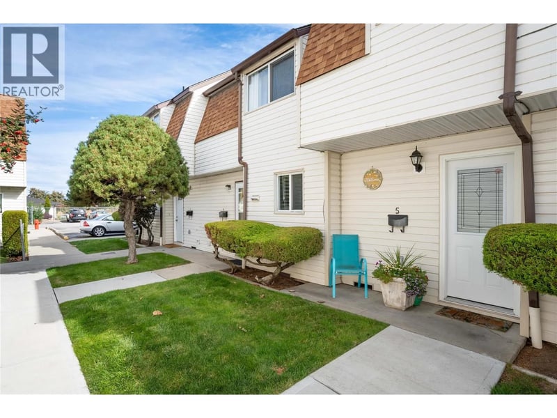 #5 2250 Baskin Street, Penticton, British Columbia, V2A6Y3, Penticton, British Columbia — photo 1 of 5