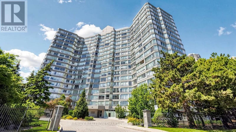 #504 50 Kingsbridge Garden Circle, Mississauga (Hurontario), Ontario, L5R1Y2, Mississauga (Hurontario), Ontario — photo 1 of 5