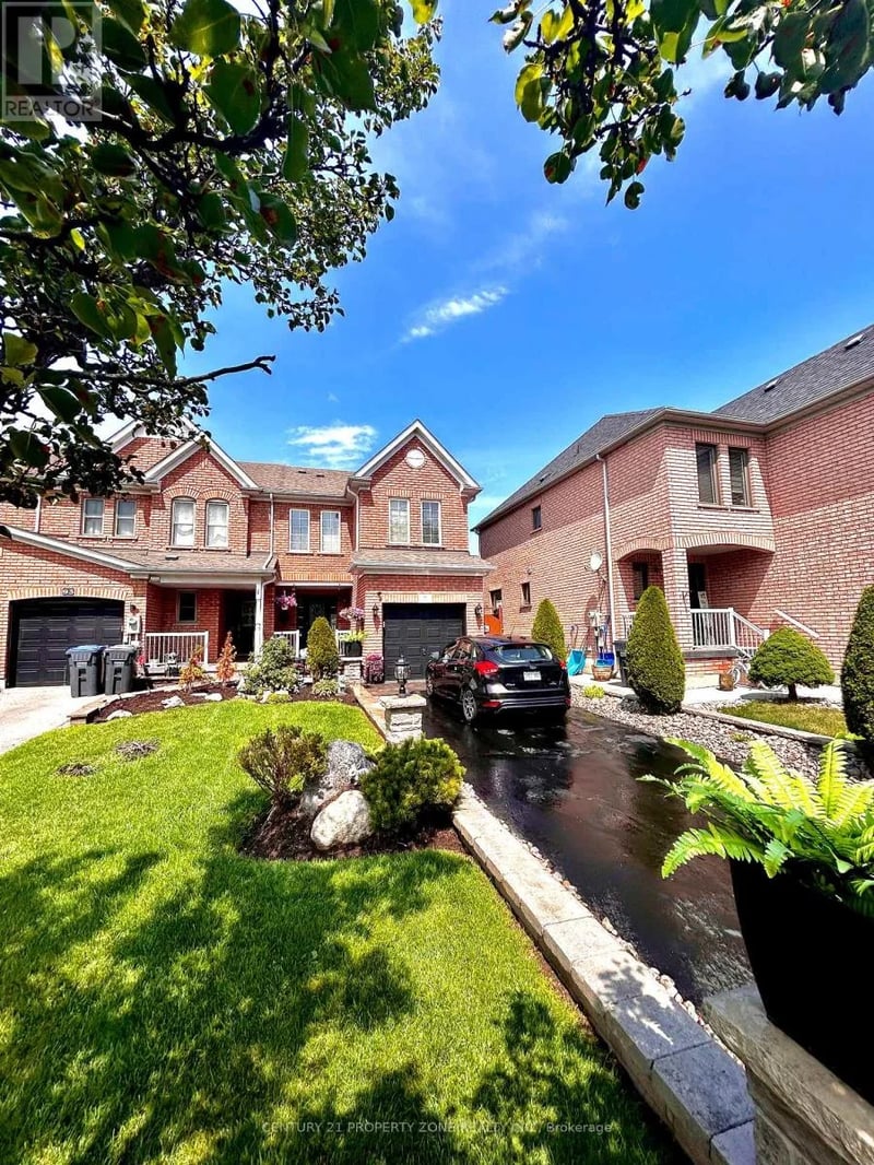 91 Monaco Court, Brampton (Fletcher's Meadow), Ontario, L7A1X2, Brampton (Fletcher's Meadow), Ontario — photo 1 of 5