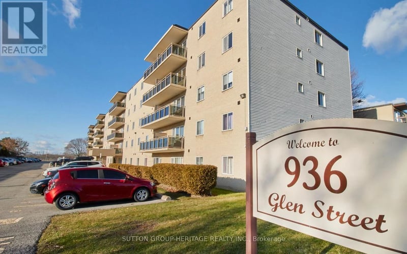 #301 936 Glen Street, Oshawa (Lakeview), Ontario, L1J5Z7, Oshawa (Lakeview), Ontario — photo 1 of 5