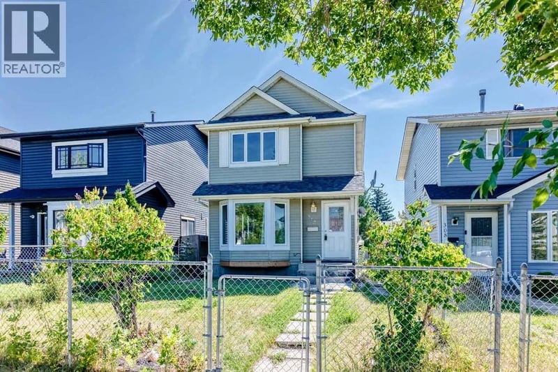 312 Falton Drive Northeast, Calgary, Alberta, T3J2X1, Calgary, Alberta — photo 1 of 5