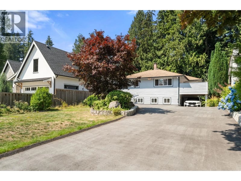 1118 WENDEL Place, North Vancouver, British Columbia, V7K2W1, North Vancouver, British Columbia — photo 1 of 5