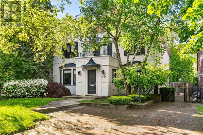 230 Strathallan Wood, Toronto (Bedford Park-Nortown), Ontario, M5N1T4, Toronto (Bedford Park-Nortown), Ontario — photo 1 of 5