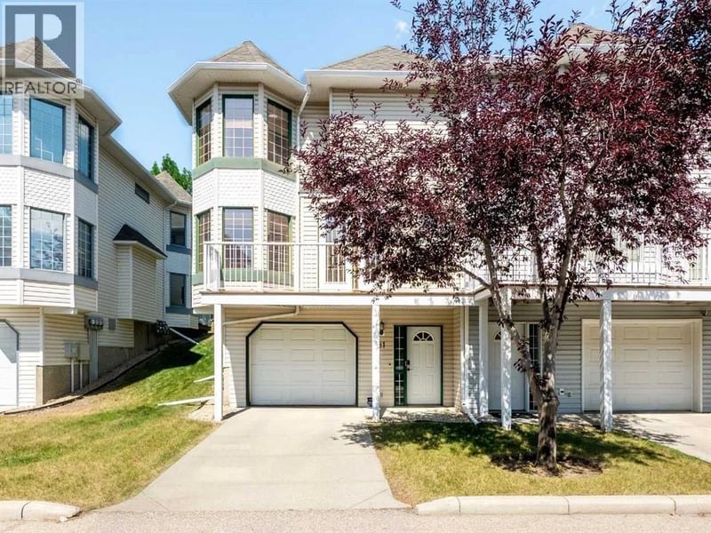 81 Prominence View Southwest, Calgary, Alberta, T3H3M8, Calgary, Alberta — photo 1 of 5