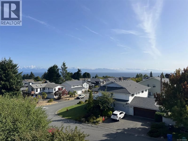 #212A 6231 Blueback Road, Nanaimo, British Columbia, V9V1J3, Nanaimo, British Columbia — photo 1 of 5