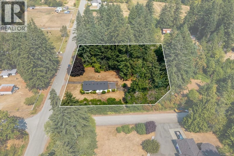 3410 Durnin Road, Nanaimo, British Columbia, V9R6V5, Nanaimo, British Columbia — photo 1 of 5