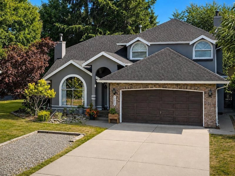 14950 86A Avenue, Surrey, British Columbia, V3S7E8, Surrey, British Columbia — photo 1 of 5