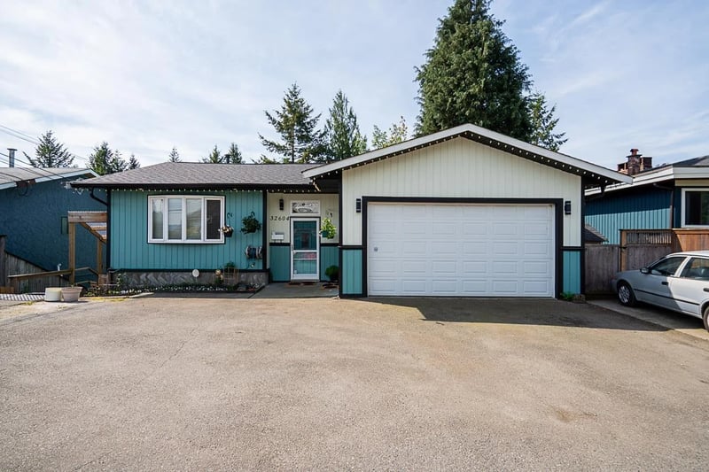 32604 BEST Avenue, Mission, British Columbia, V2V2S6, Mission, British Columbia — photo 1 of 5