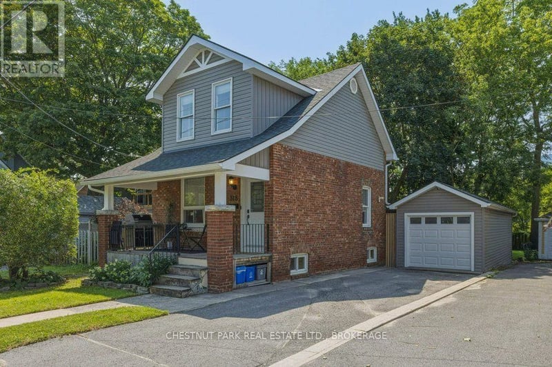 318 York Street, Kingston (East of Sir John A. Blvd), Ontario, K7K1R8, Kingston (East of Sir John A. Blvd), Ontario — photo 1 of 5
