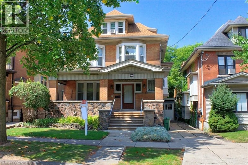 22 BLAKE Street, Hamilton, Ontario, L8M2S5, Hamilton, Ontario — photo 1 of 5