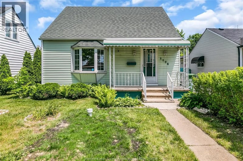 1176 CALIFORNIA Avenue, Windsor, Ontario, N9B2Z9, Windsor, Ontario — photo 1 of 5
