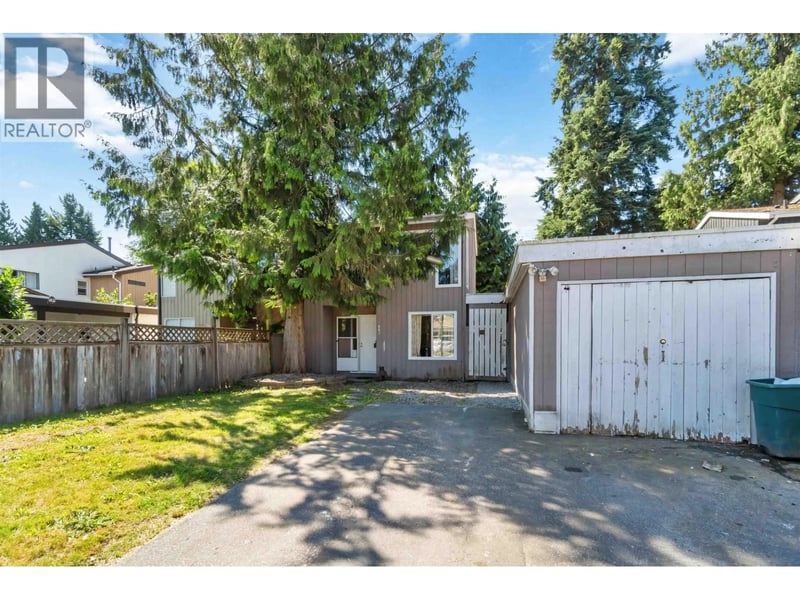 881 PINEBROOK Place, Coquitlam, British Columbia, V3C4C1, Coquitlam, British Columbia — photo 1 of 5