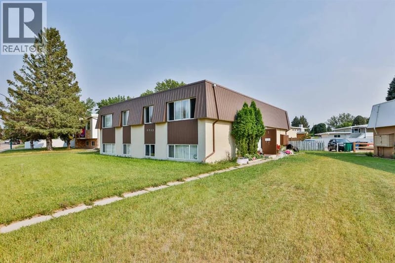 1717 St Edward Boulevard North, Lethbridge, Alberta, T1H1X2, Lethbridge, Alberta — photo 1 of 5
