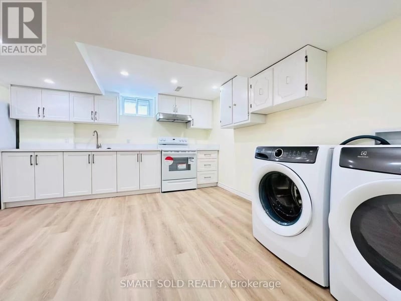 #Basement 22 Hemingway Crescent, Markham (Unionville), Ontario, L3R2A4, Markham (Unionville), Ontario — photo 1 of 5