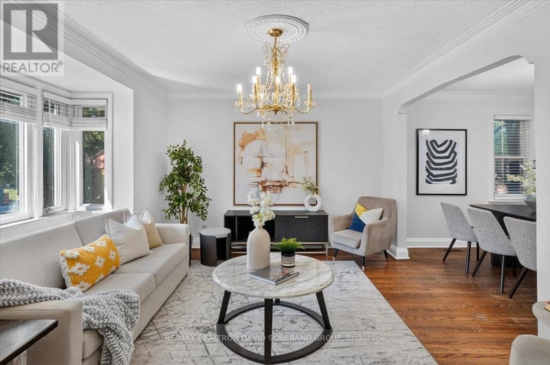 122 Mcgillivray Avenue, Toronto (Bedford Park-Nortown), Ontario, M5M2Y6, Toronto (Bedford Park-Nortown), Ontario — photo 1 of 5
