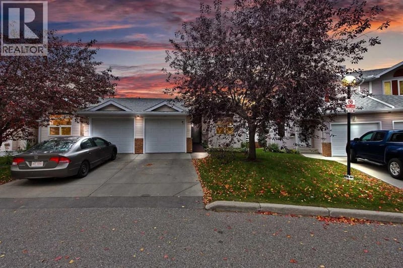 104 Catalina Circle Northeast, Calgary, Alberta, T1Y7B7, Calgary, Alberta — photo 1 of 5