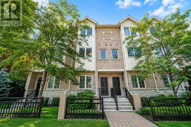 3767B St Clair Avenue East, Toronto (Cliffcrest), Ontario, M1M0C8, Toronto (Cliffcrest), Ontario — photo 1 of 5