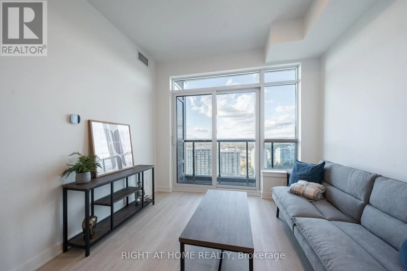 #2406 50 Upper Mall Way, Vaughan (Brownridge), Ontario, L4J0L8, Vaughan (Brownridge), Ontario — photo 1 of 5