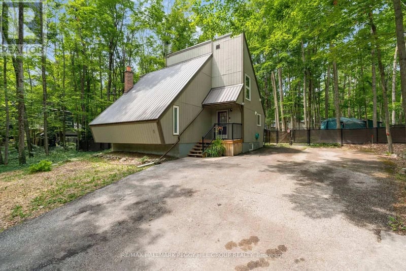6 Slalom Drive, Oro-Medonte, Ontario, L0K1N0, Oro-Medonte, Ontario — photo 1 of 5