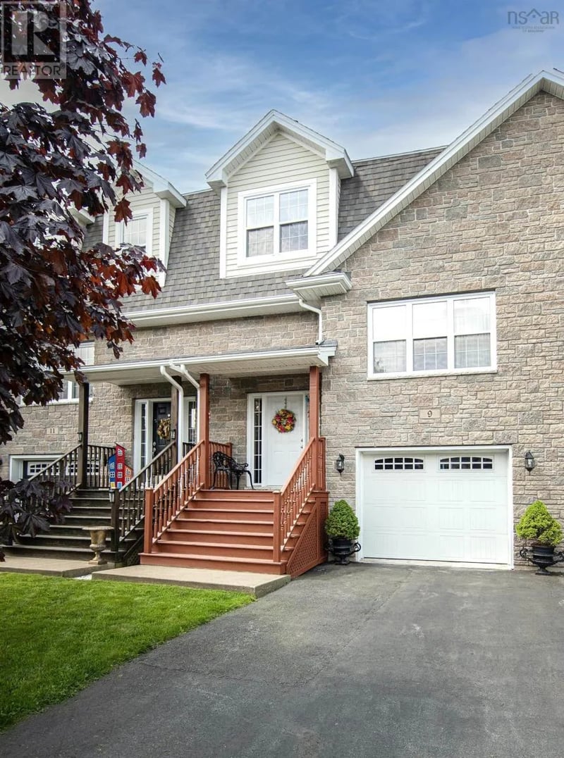 9 Lasalle Court, Bedford, Nova Scotia, B4B0H8, Bedford, Nova Scotia — photo 1 of 5