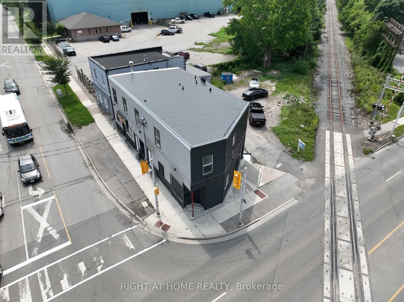 697 Hale Street, London East (East N), Ontario, N5W1J1, London East (East N), Ontario — photo 1 of 5