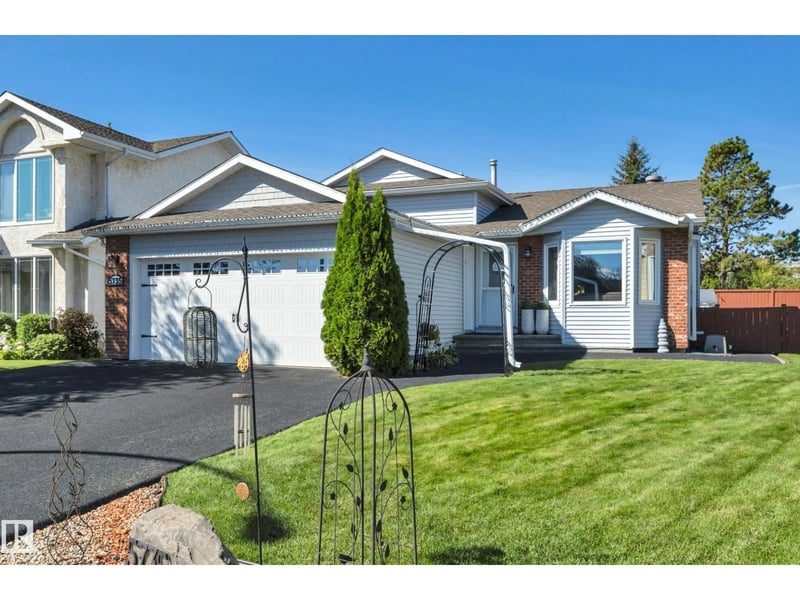 5735 152A AV NW, Edmonton, Alberta, T5A4X7, Edmonton, Alberta — photo 1 of 5