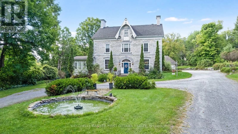 131 Mill Street, Lanark Highlands, Ontario, K0G1K0, Lanark Highlands, Ontario — photo 1 of 5