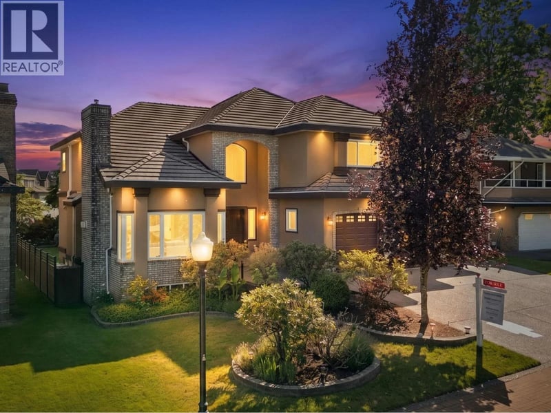 2594 PALISADE Crescent, Port Coquitlam, British Columbia, V3C6B2, Port Coquitlam, British Columbia — photo 1 of 5