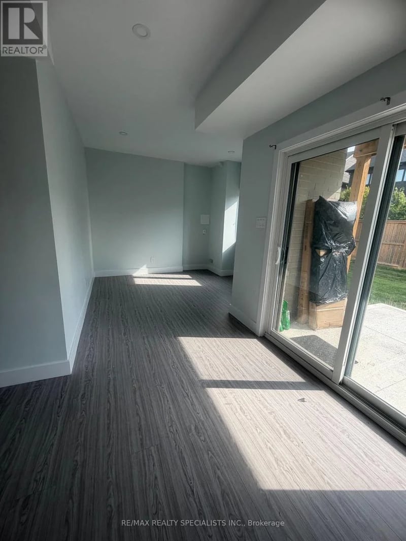 #LOWER 45 Ferris Circle, Guelph (Clairfields/Hanlon Business Park), Ontario, N1G0H2, Guelph (Clairfields/Hanlon Business Park), Ontario — photo 1 of 5