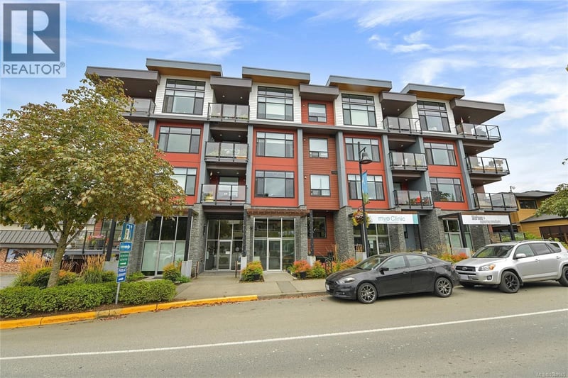 #302 7162 West Saanich Road, Central Saanich, British Columbia, V8M1P6, Central Saanich, British Columbia — photo 1 of 5