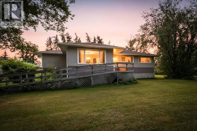 23403 Township Road 374, Rural Red Deer County, Alberta, T0M0V0, Rural Red Deer County, Alberta — photo 1 of 5