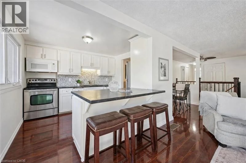 12 MCCARTNEY Road, Guelph, Ontario, N1K1M8, Guelph, Ontario — photo 1 of 5