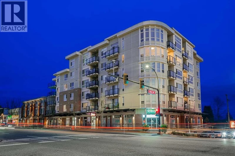 #PH 606 22318 LOUGHEED Highway, Maple Ridge, British Columbia, V2X2T4, Maple Ridge, British Columbia — photo 1 of 5
