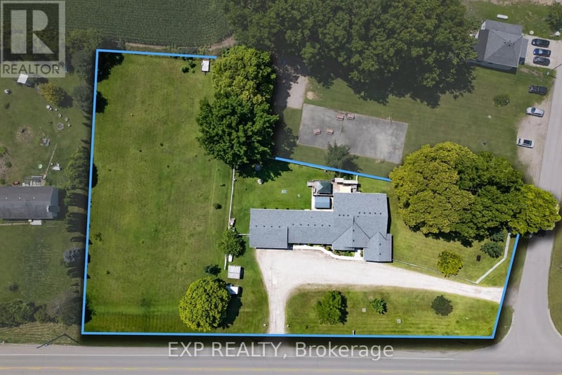 20437 Melbourne Road, Southwest Middlesex (Middlemiss), Ontario, N0L1T0, Southwest Middlesex (Middlemiss), Ontario — photo 1 of 5