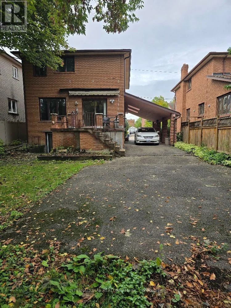 607 Coldstream Avenue, Toronto (Englemount-Lawrence), Ontario, M6B2L1, Toronto (Englemount-Lawrence), Ontario — photo 1 of 5