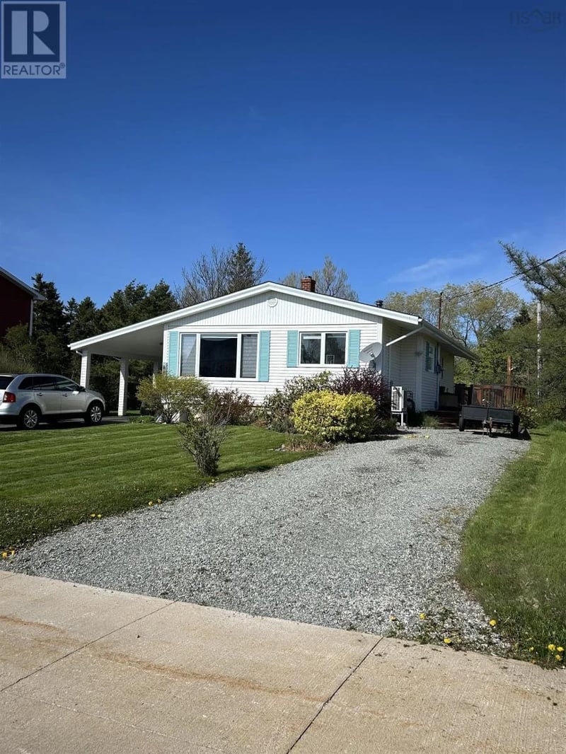 44 Napean Street, Port Hawkesbury, Nova Scotia, B9A2E3, Port Hawkesbury, Nova Scotia — photo 1 of 5