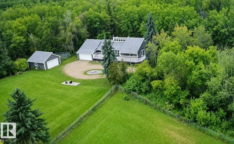 #1 53250 RGE ROAD 215, Rural Strathcona County, Alberta, T8E2B3, Rural Strathcona County, Alberta — photo 1 of 5