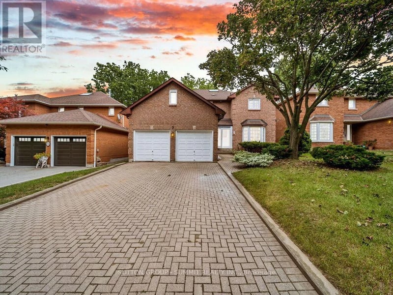 7 Winding Court, Toronto (Highland Creek), Ontario, M1C4X2, Toronto (Highland Creek), Ontario — photo 1 of 5