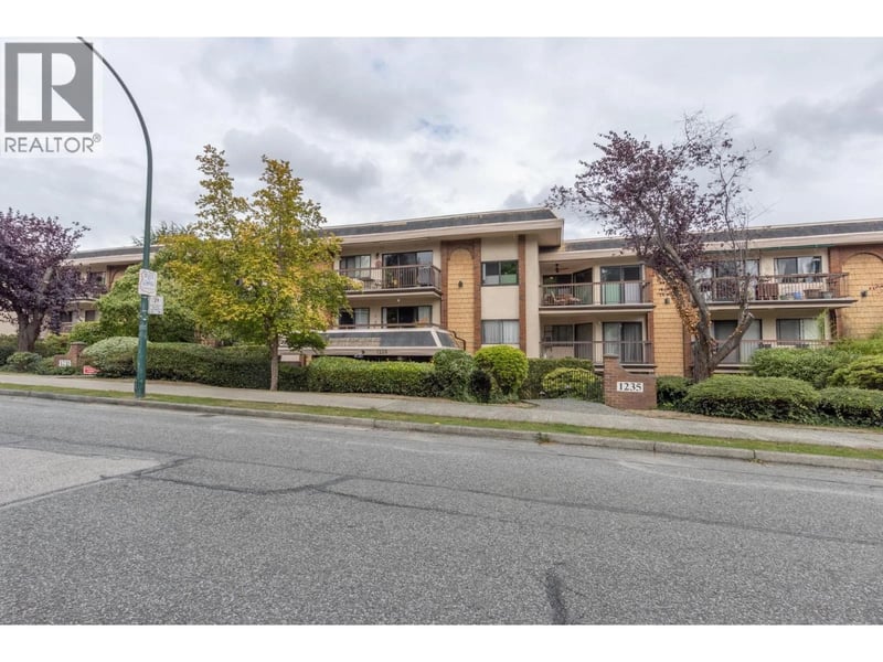 #202 1235 15TH Avenue, Vancouver, British Columbia, V6H2V6, Vancouver, British Columbia — photo 1 of 5