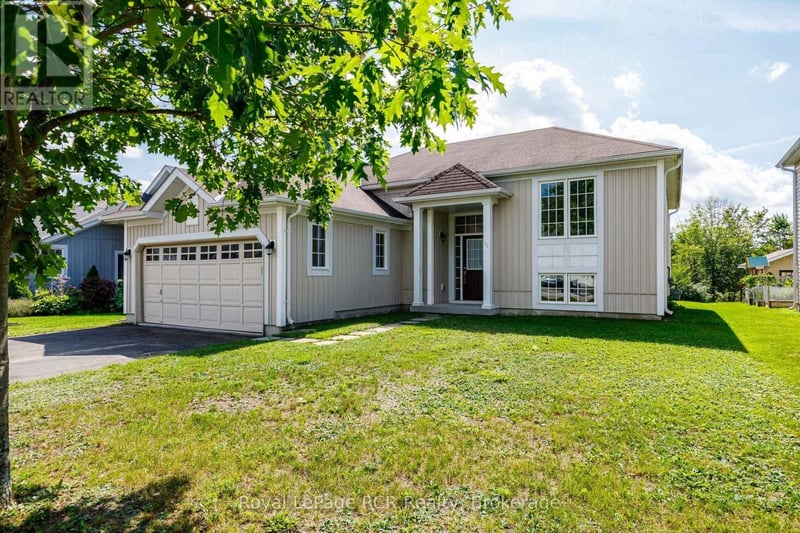 252 Spruce Street, Clearview (Stayner), Ontario, L0M1S0, Clearview (Stayner), Ontario — photo 1 of 5