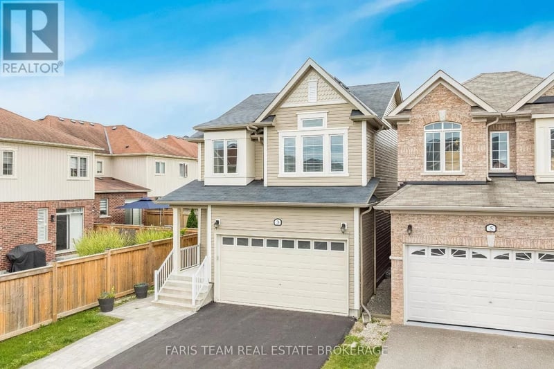 3 Hutton Crescent, Essa (Angus), Ontario, L0M1B6, Essa (Angus), Ontario — photo 1 of 5