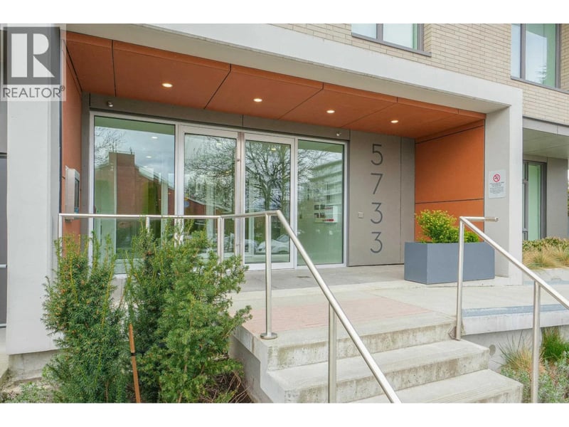 #411 5733 ALBERTA Street, Vancouver, British Columbia, V5Y0M3, Vancouver, British Columbia — photo 1 of 5