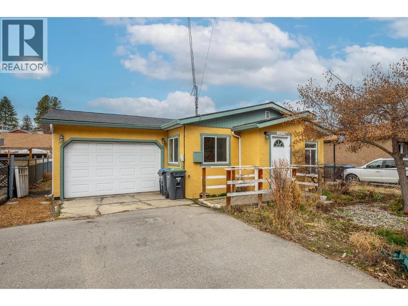 11020 Adams Avenue, Summerland, British Columbia, V0H1Z2, Summerland, British Columbia — photo 1 of 5