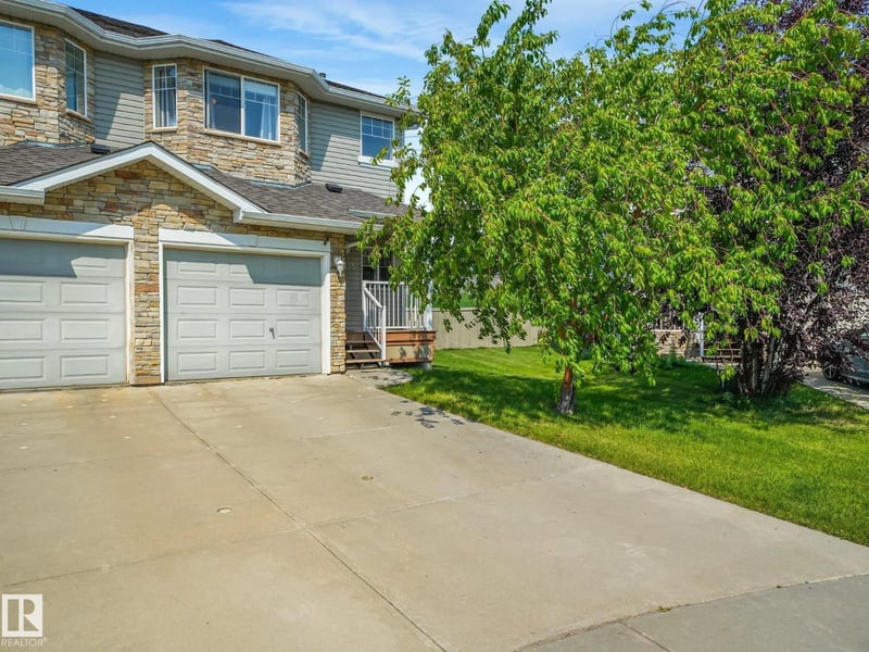 3635 11 ST NW NW, Edmonton, Alberta, T6T0E9, Edmonton, Alberta — photo 1 of 5