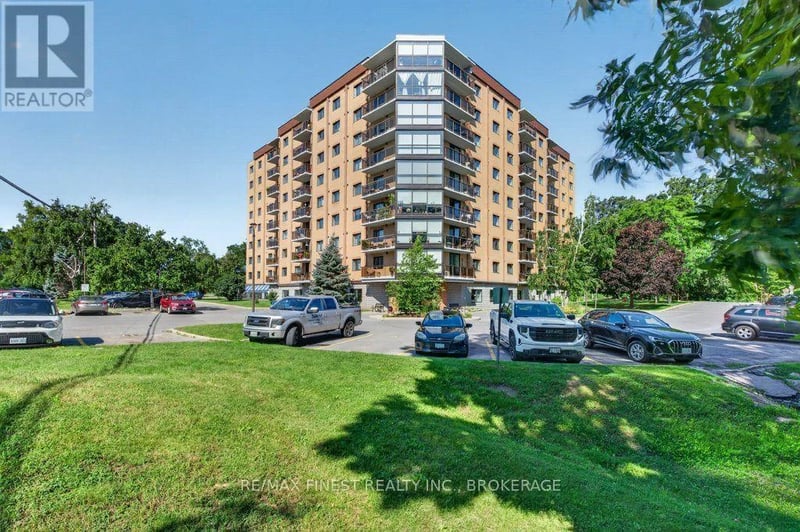 #307 120 Barrett Court, Kingston (Kingston East (Incl Barret Crt)), Ontario, K7L5H6, Kingston (Kingston East (Incl Barret Crt)), Ontario — photo 1 of 5